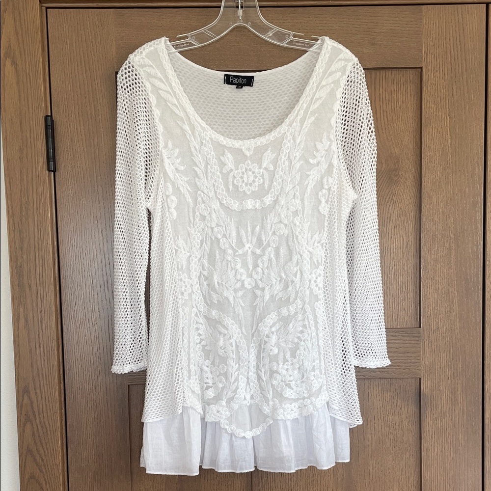 Papillon White Embroidered Lace Tunic Top